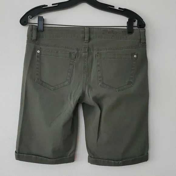 3/$15 Indigo Rein long shorts sz 7 - Picture 5 of 5